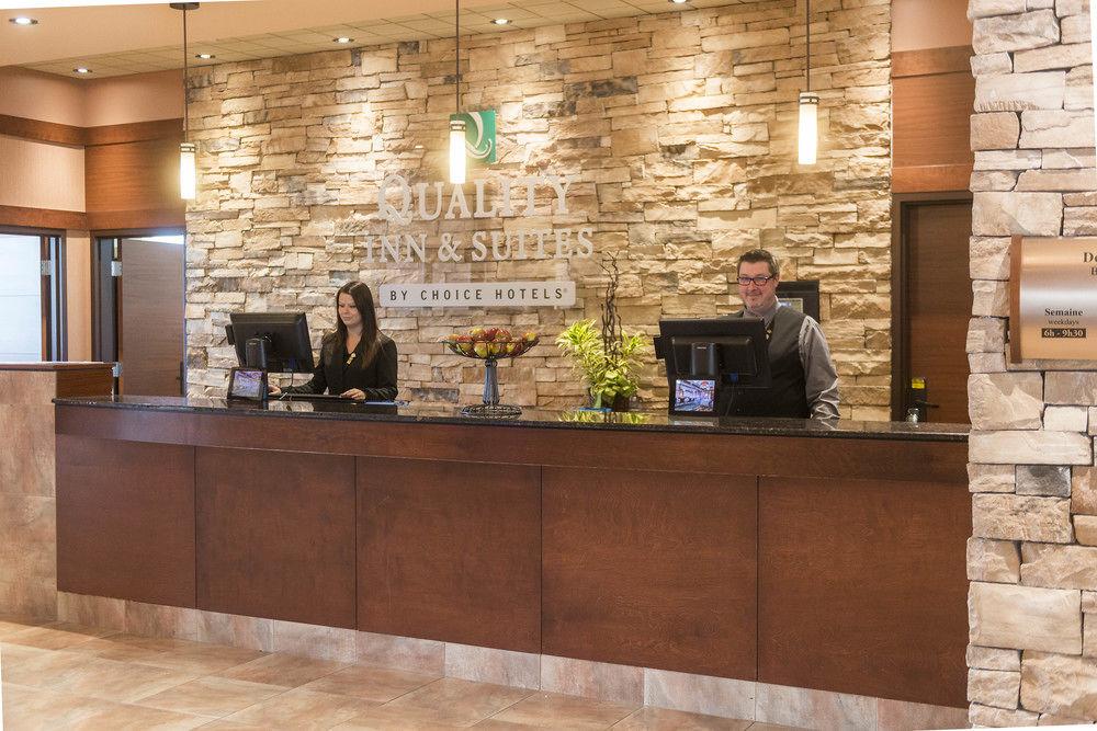Quality Inn & Suites Lévis Eksteriør bilde