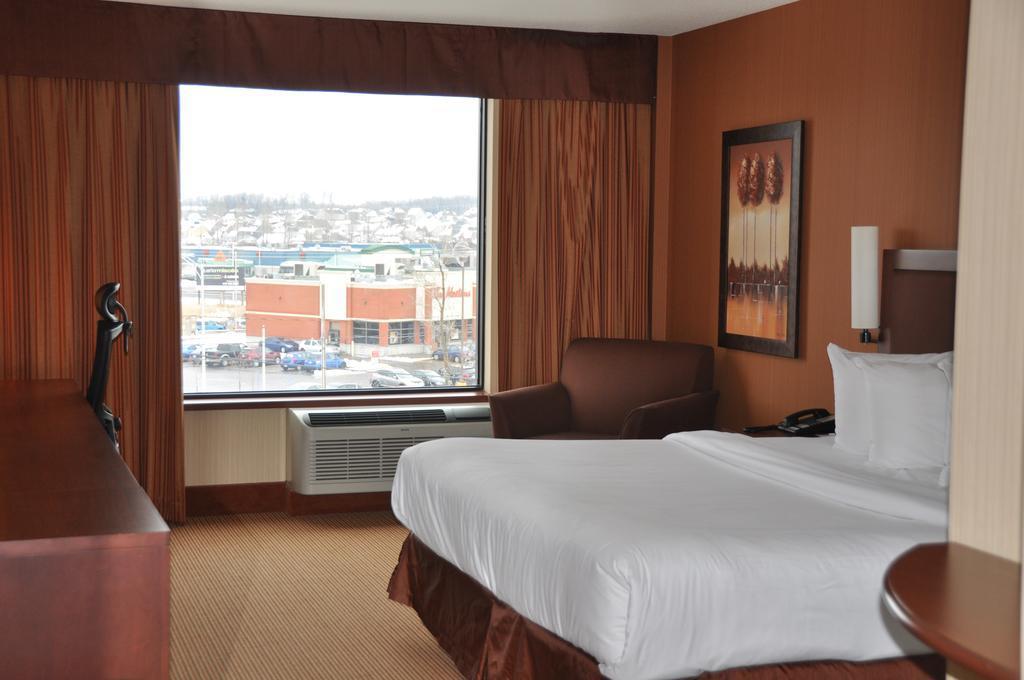 Quality Inn & Suites Lévis Eksteriør bilde