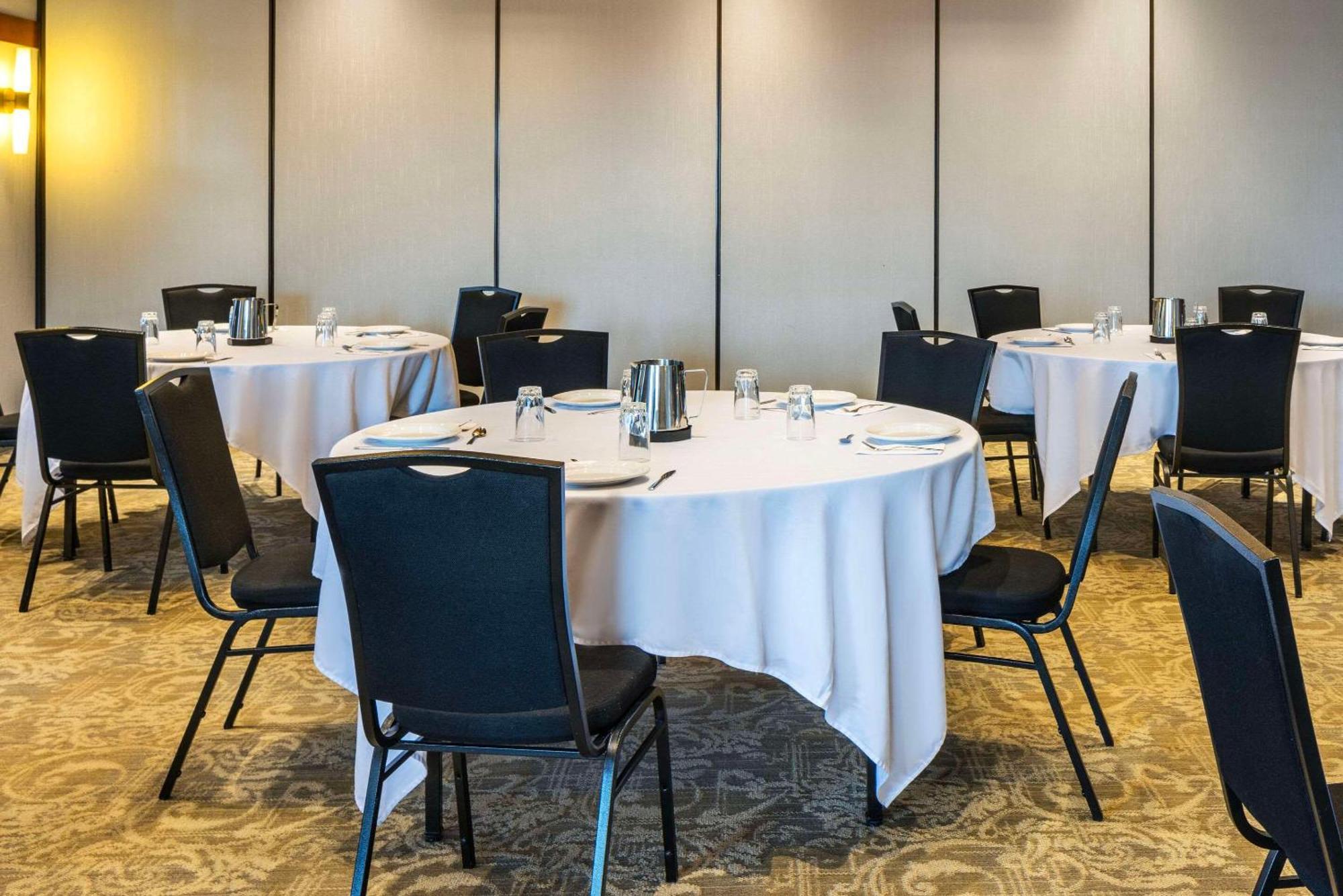 Quality Inn & Suites Lévis Eksteriør bilde