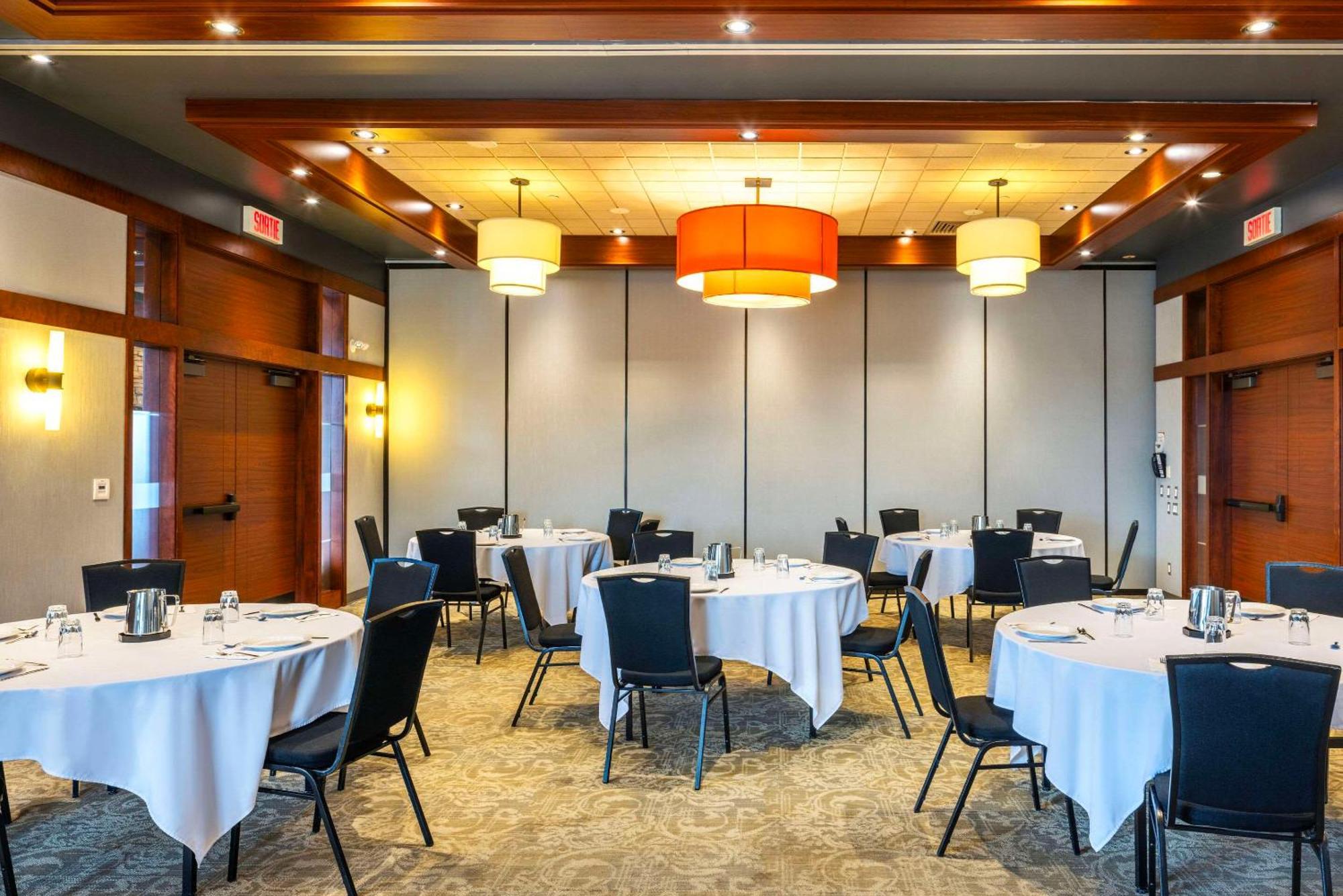 Quality Inn & Suites Lévis Eksteriør bilde