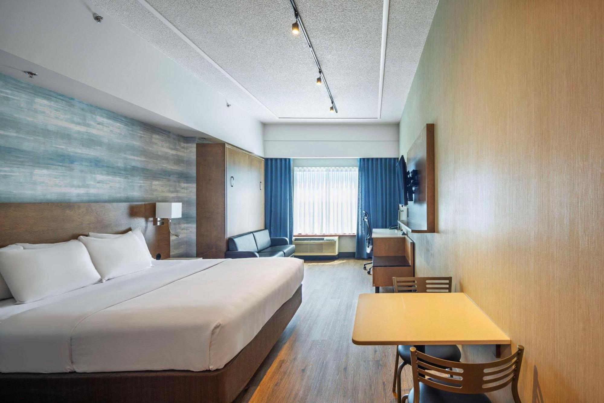 Quality Inn & Suites Lévis Eksteriør bilde