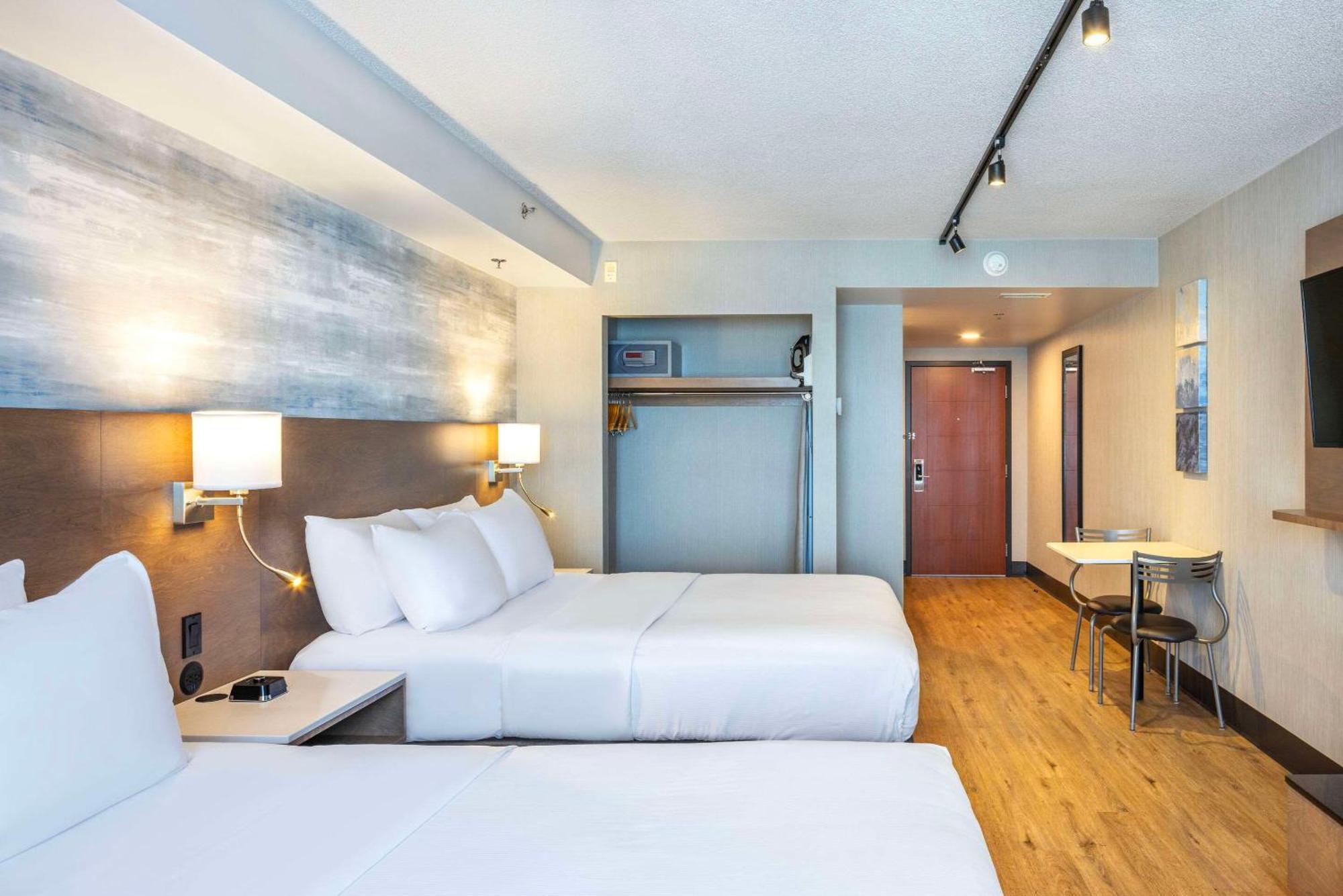 Quality Inn & Suites Lévis Eksteriør bilde